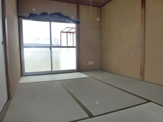 Other room space. 6 is a Pledge of Japanese-style room