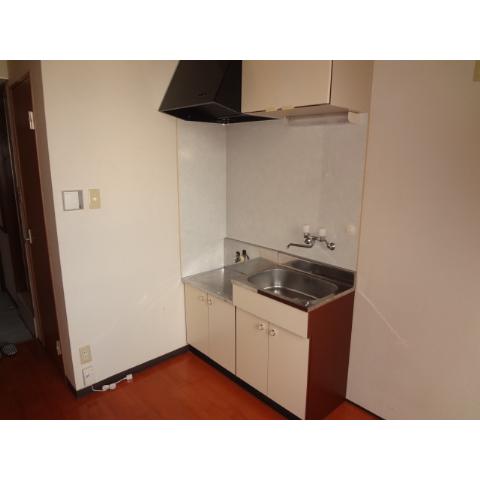 Kitchen. For further information, please contact 0942-53-0007 (* ^ _ ^ *)