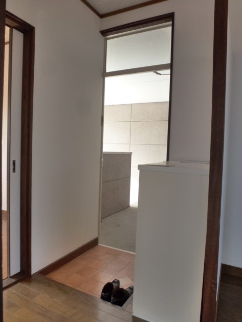 Entrance. Entrance ☆ 