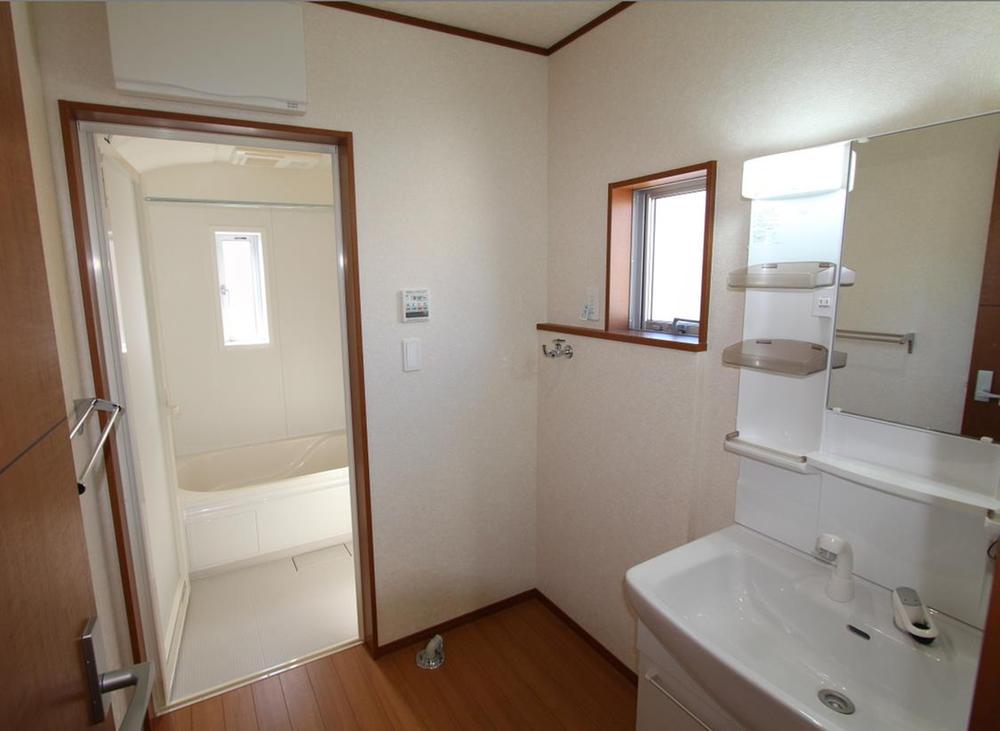 Other Equipment. bathroom ・ Wash