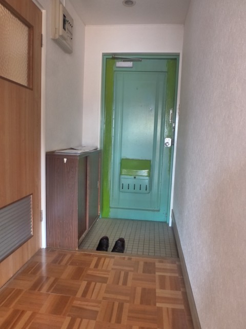 Entrance. Entrance ☆ 