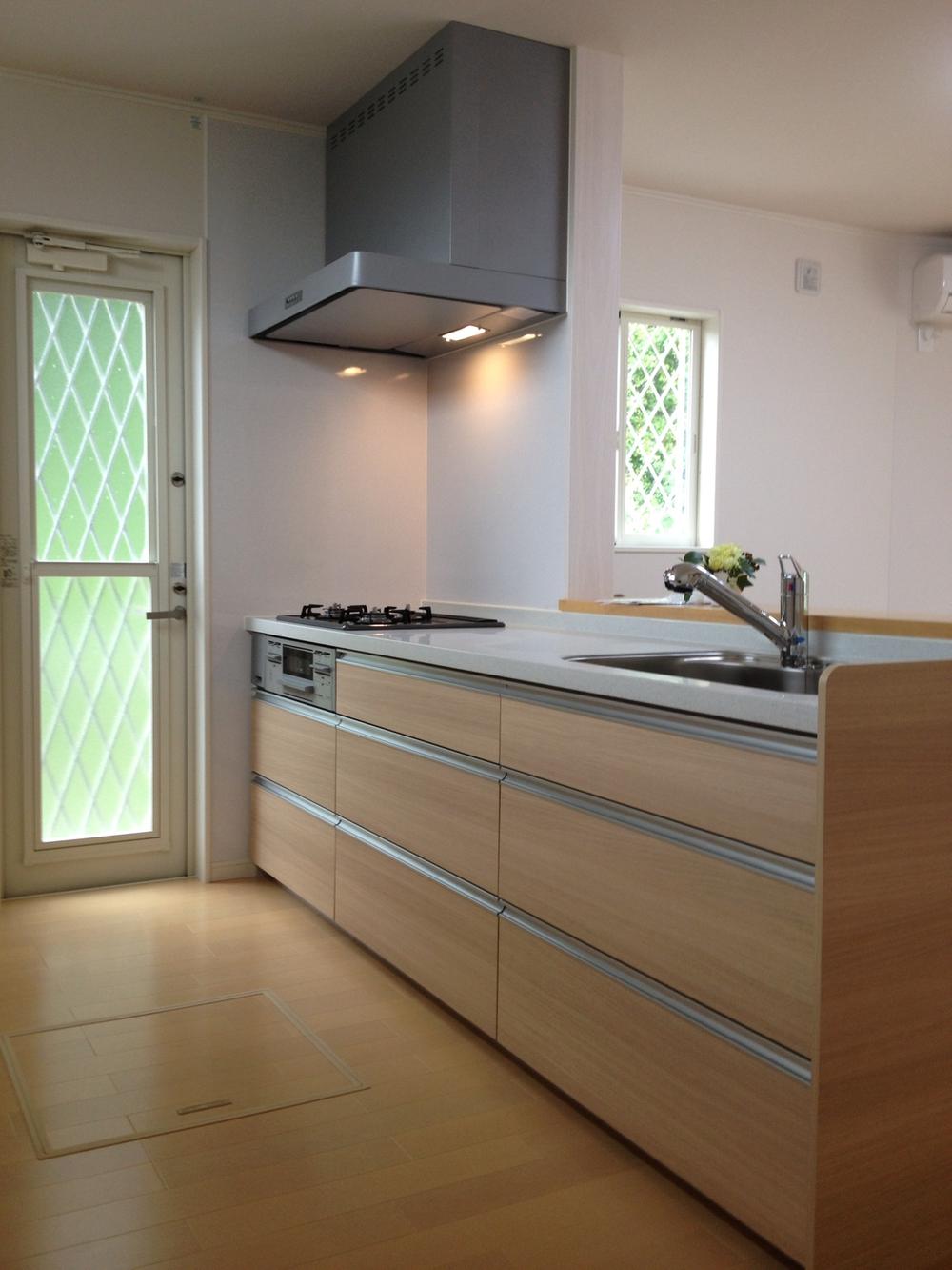 Same specifications photo (kitchen). Same specifications image