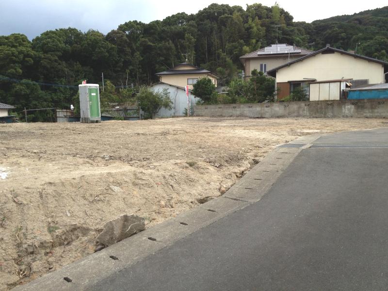 Local photos, including front road. Local (September 2013) Shooting