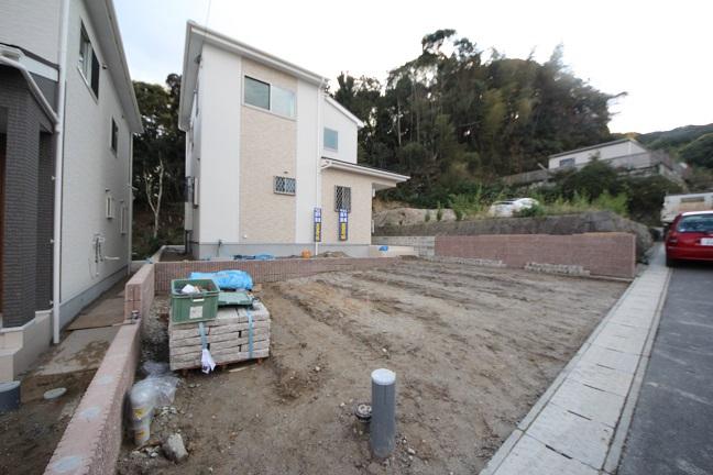 Local appearance photo. Local (11 May 2013) Shooting