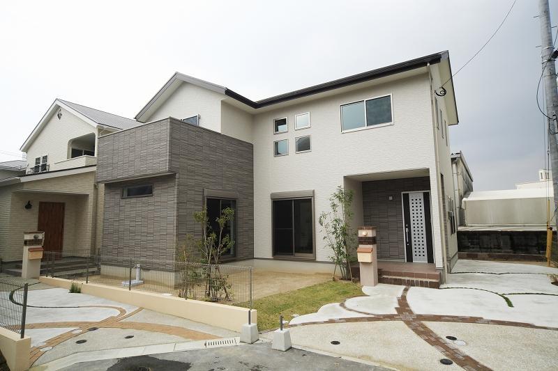 Same specifications photos (appearance). Our construction cases