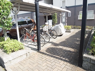 Other common areas. Bicycle-parking space