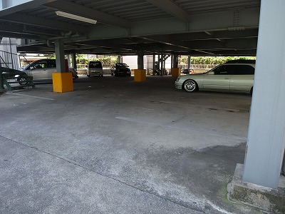 Parking lot