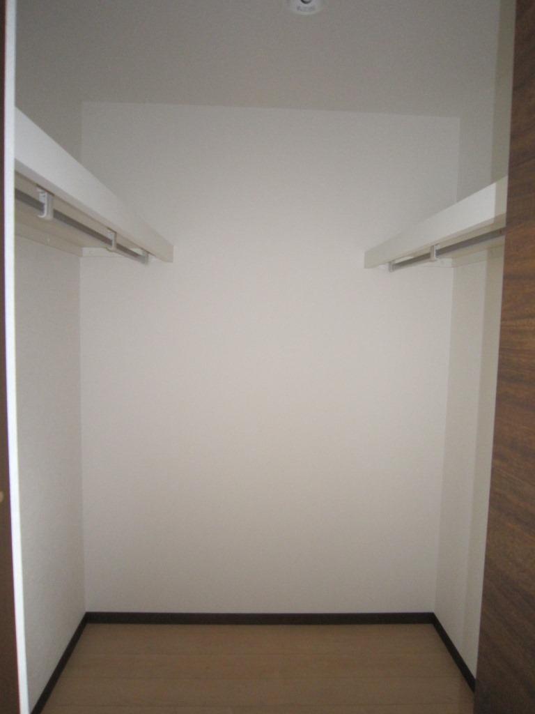 Receipt. Indoor (September 2013) Shooting