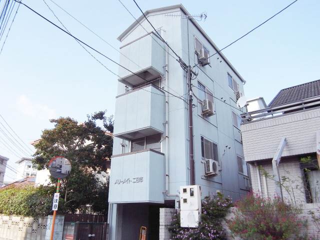 Building appearance. I'm useful in one minute Lawson walk (* ^ _ ^ *)