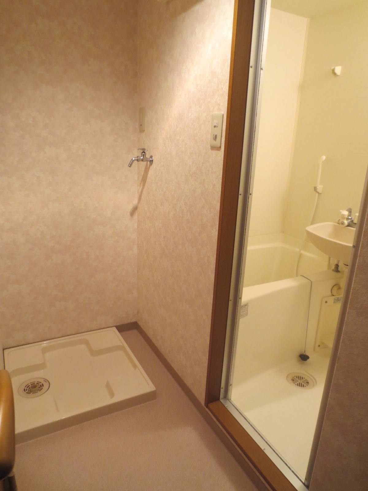 Other Equipment. Washing machine in the room, Undressing space