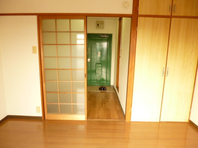 Other room space
