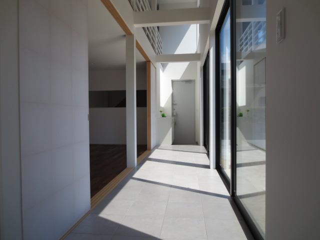 Other introspection. Produce a further warmth light coming through the large windows