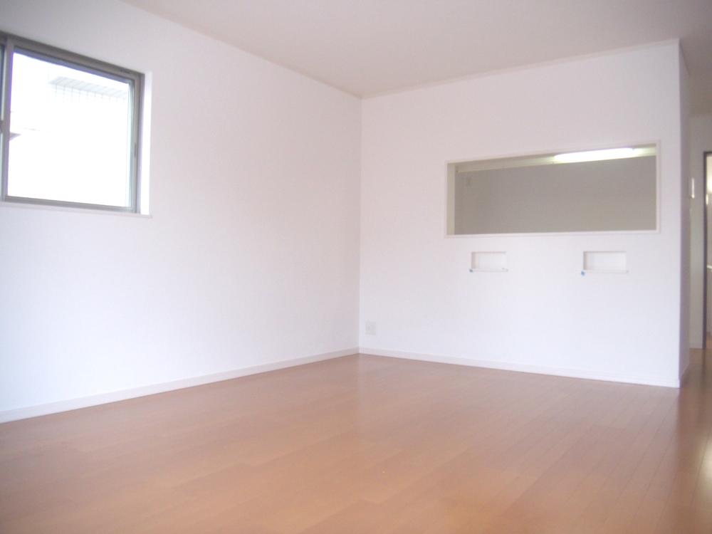 Living. Indoor (10 May 2013) Shooting