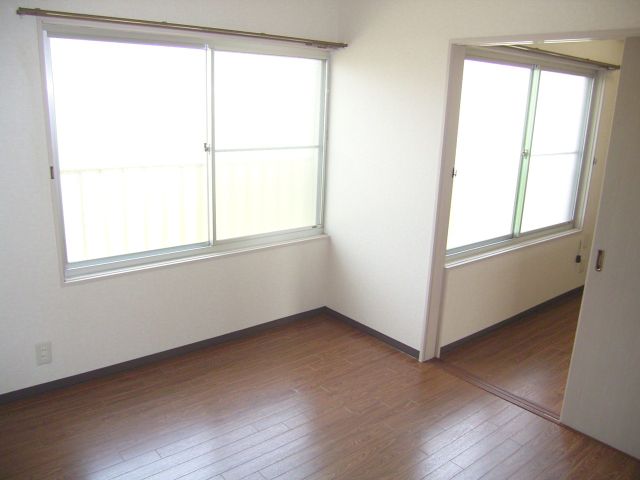 Living and room. This room. 