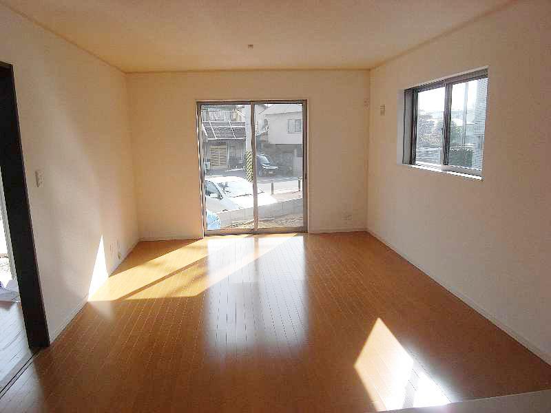 Living. Indoor (11 May 2013) Shooting