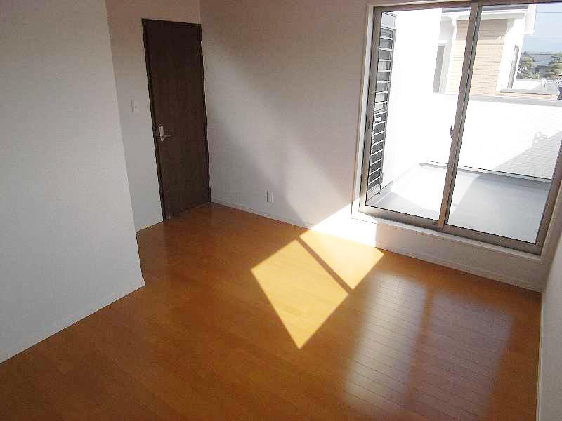 Other introspection. Western-style (11 May 2013) Shooting