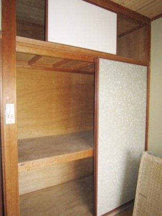 Receipt. 1 Pledge of storage