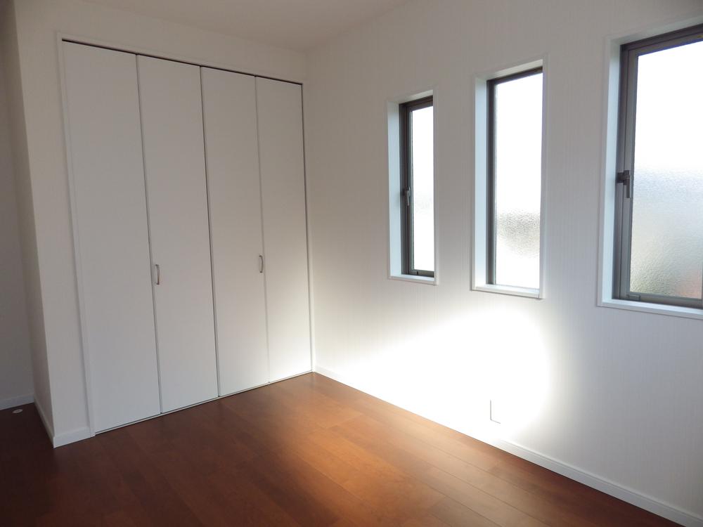 Non-living room. 2 Kaiyoshitsu