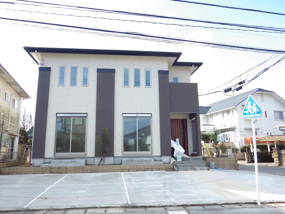 Floor plan. 23.8 million yen, 4LDK + S (storeroom), Land area 215.63 sq m , Building area 116.34 sq m parking space is three cars. Concrete Doma also hit.