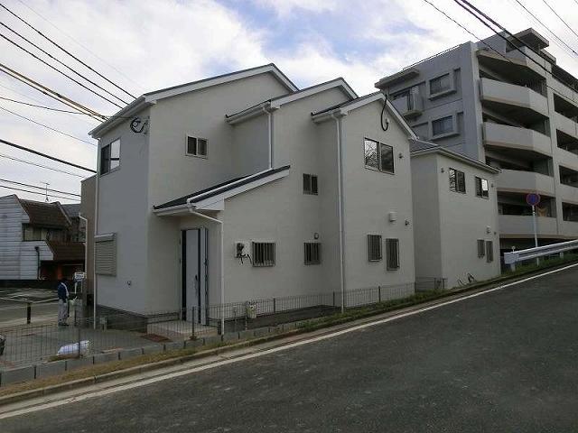 Local appearance photo. Local (10 May 2013) Shooting