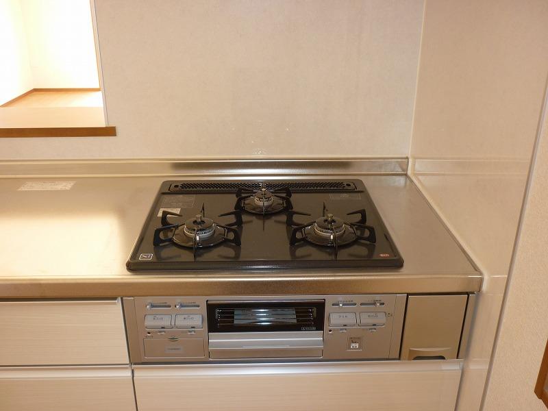 Same specifications photo (kitchen). It is gas specification! Firepower also strongly, Stir-fry, such as fried rice ・ Others will show their ability in a variety of dishes! ! (^_^) /