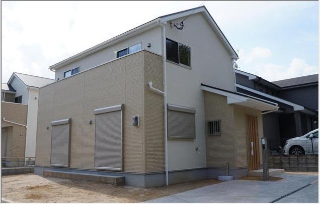 Rendering (appearance). Same specifications