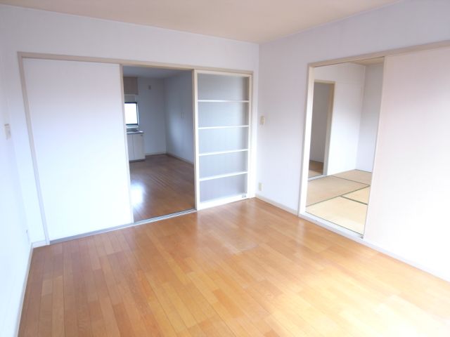 Living and room. Western style room