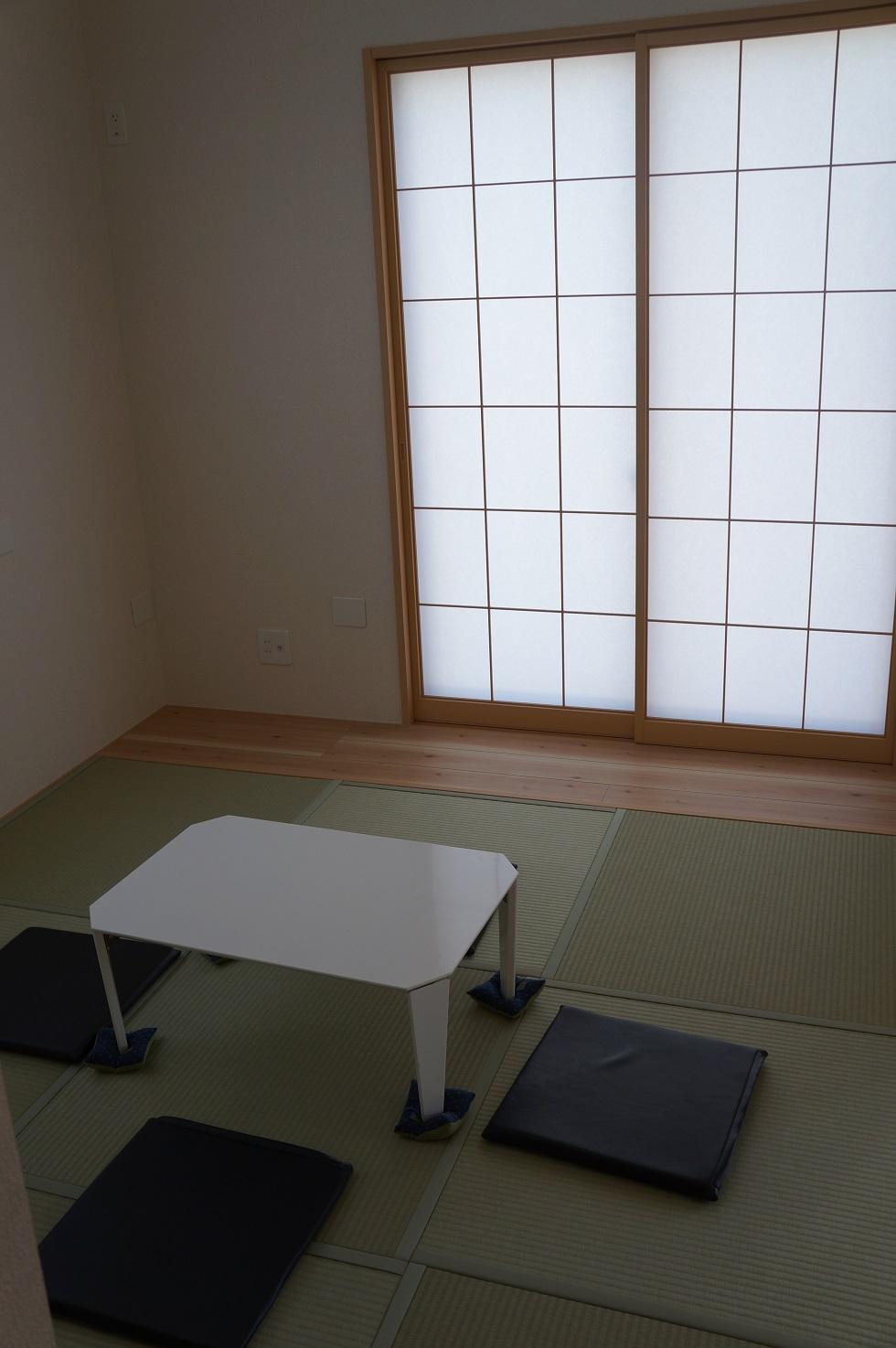 Same specifications photos (Other introspection). (Building 2) same specification