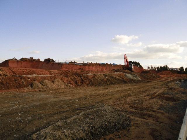 Local photos, including front road. Local (11 May 2013) Shooting