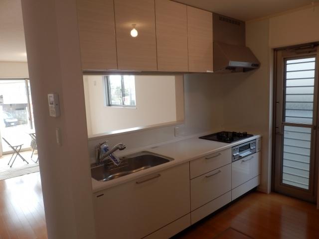 Kitchen. Kitchen (with a back door)