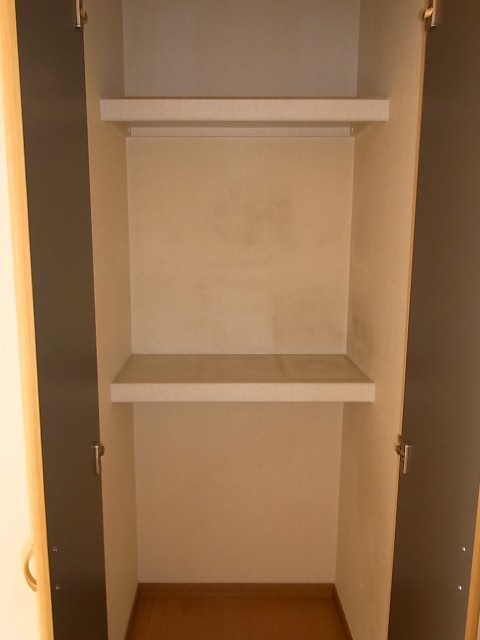 Receipt. Storage space