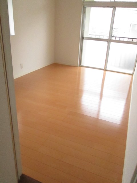 Other room space. 6 Pledge of Western-style