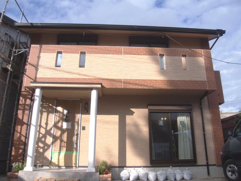 Local appearance photo