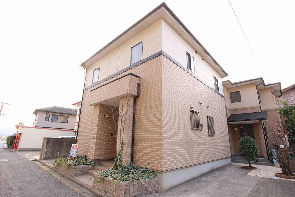 View. Exterior Photos