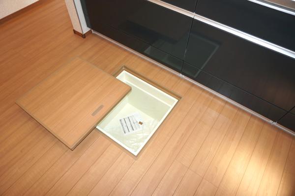 Same specifications photos (Other introspection). (Building 2) same specification