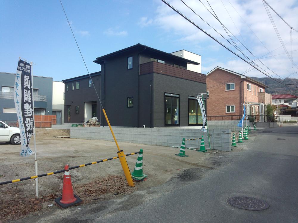 Local land photo. Local Photos