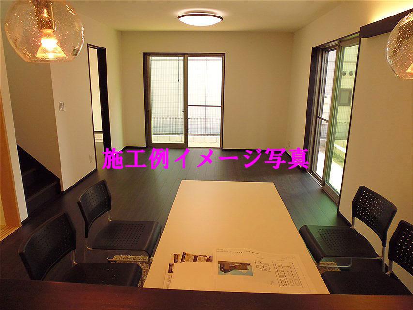 Living. Bright and wide over have living