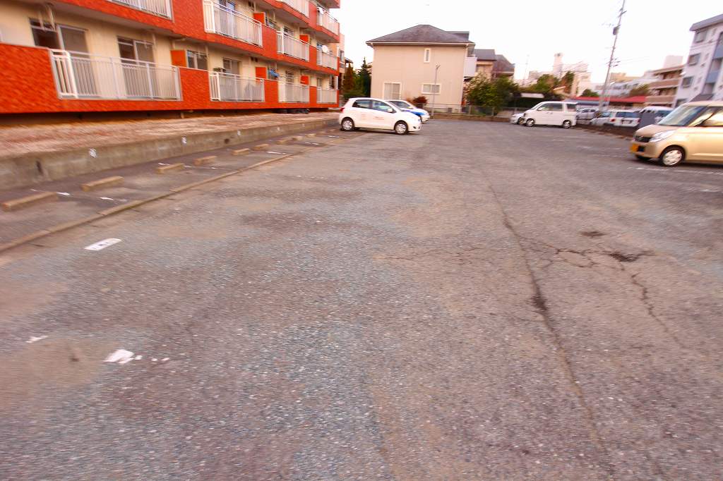 Parking lot. On-site parking