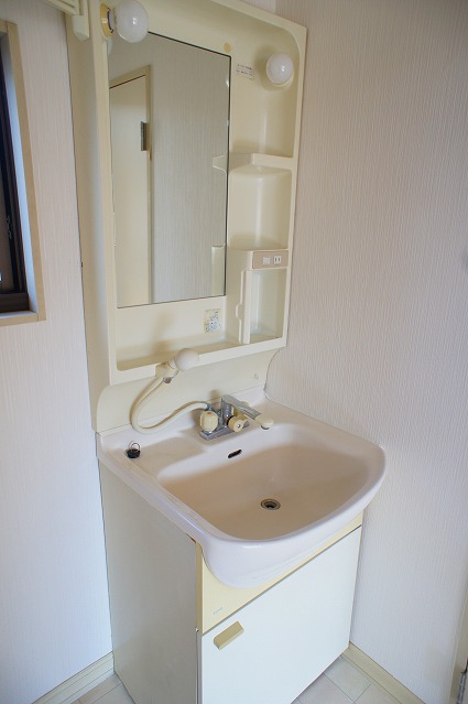 Washroom. March 2014, It is a photograph after cleaning