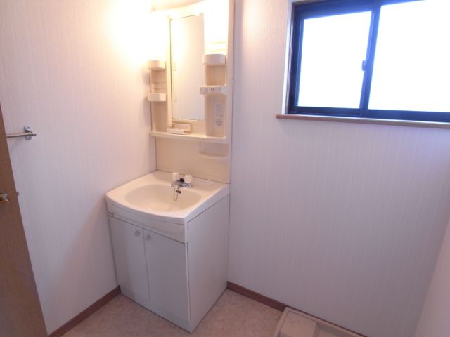 Washroom. It is the washstand