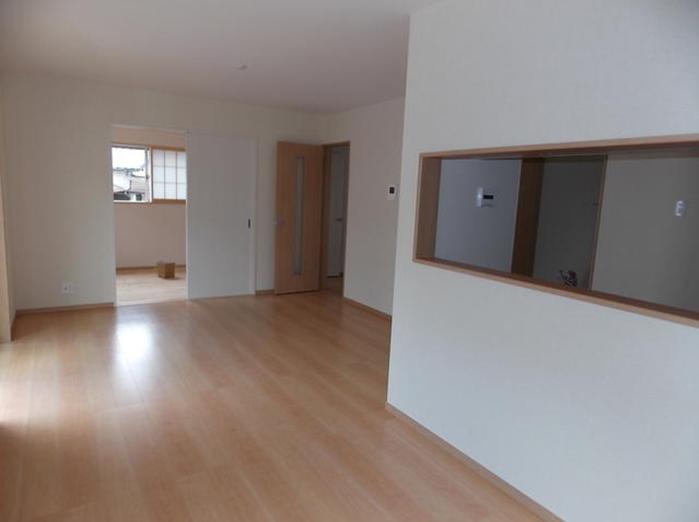 Living. It is the same specification.