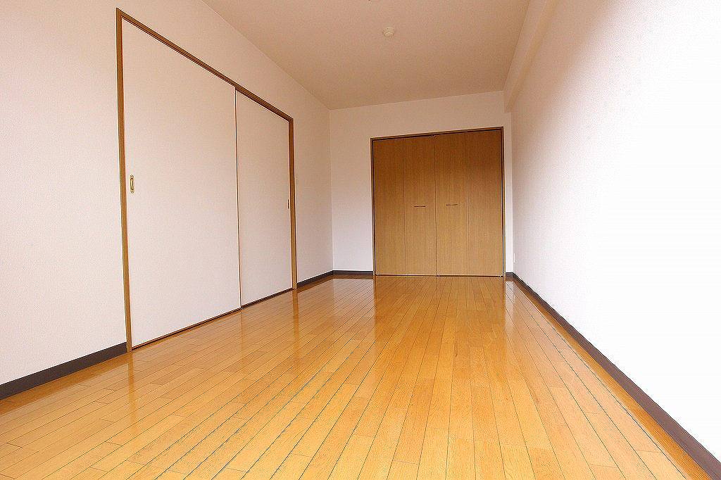 Other room space. Western style room