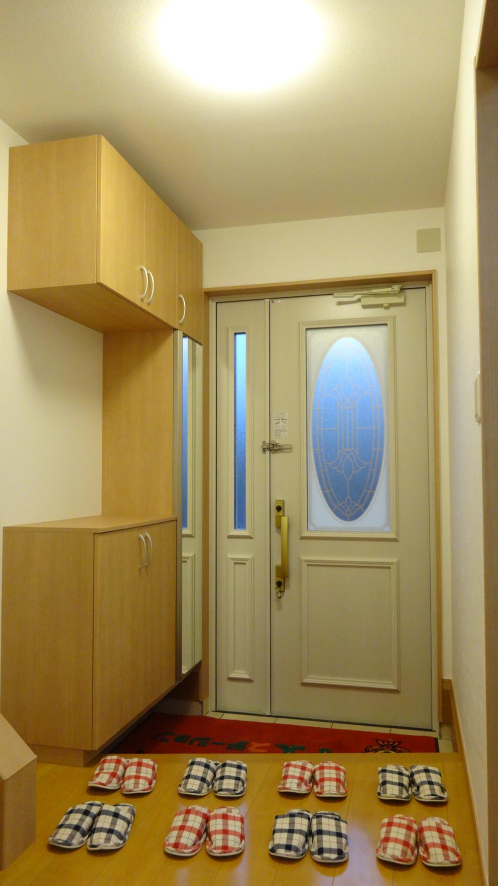 Entrance. Peace of mind ・ Safety security YKK "Pitatto key" adopted !!