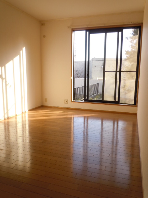 Other room space. Reversal