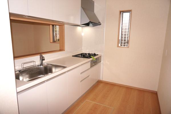 Same specifications photo (kitchen)
