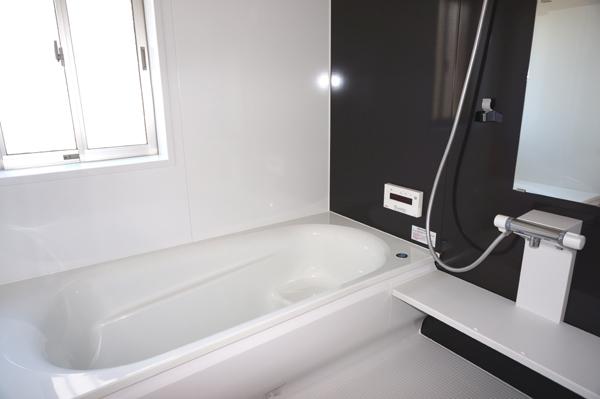 Same specifications photo (bathroom)