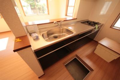 Kitchen.  ※ The same type of use