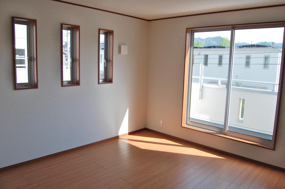 Same specifications photos (Other introspection). (Building 2) same specification