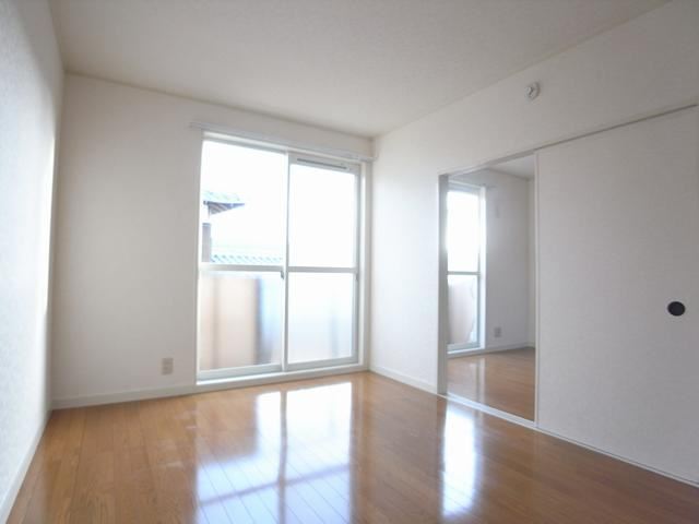 Other room space. Western style room