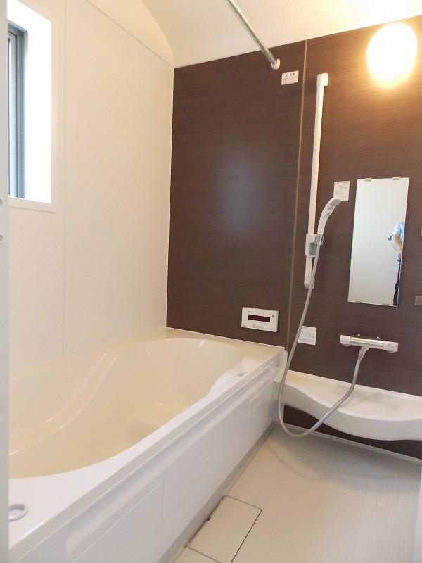 Bathroom. It stretches firmly foot (^. ^) I boiled the tired body of the day in the latest of the bath ~ Let's healing Kkuri (^ _ ^.)  Do you sing a song ◆ It becomes the same specification photo ◆